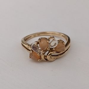 Solid 9k gold moonstone vintage ring